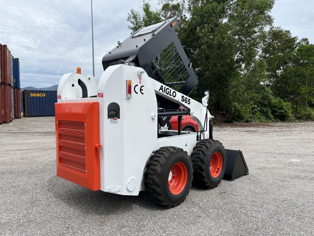 Aiglo S65 Skid Steer Loader Malaysia Bobcat Compact Design
