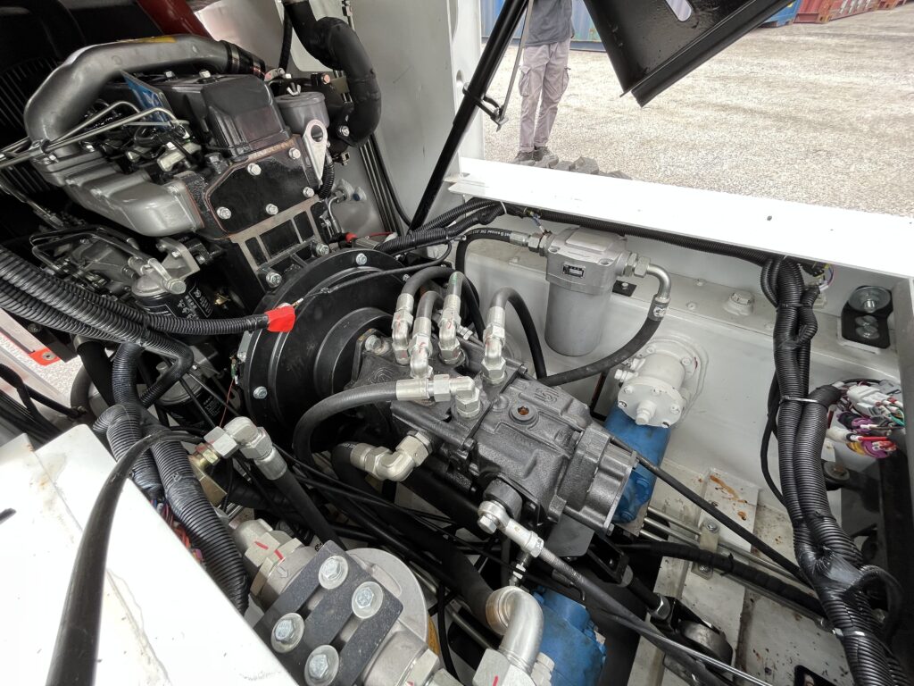 Aiglo S65 Skid Steer Loader Malaysia XINCHAI Diesel Engine