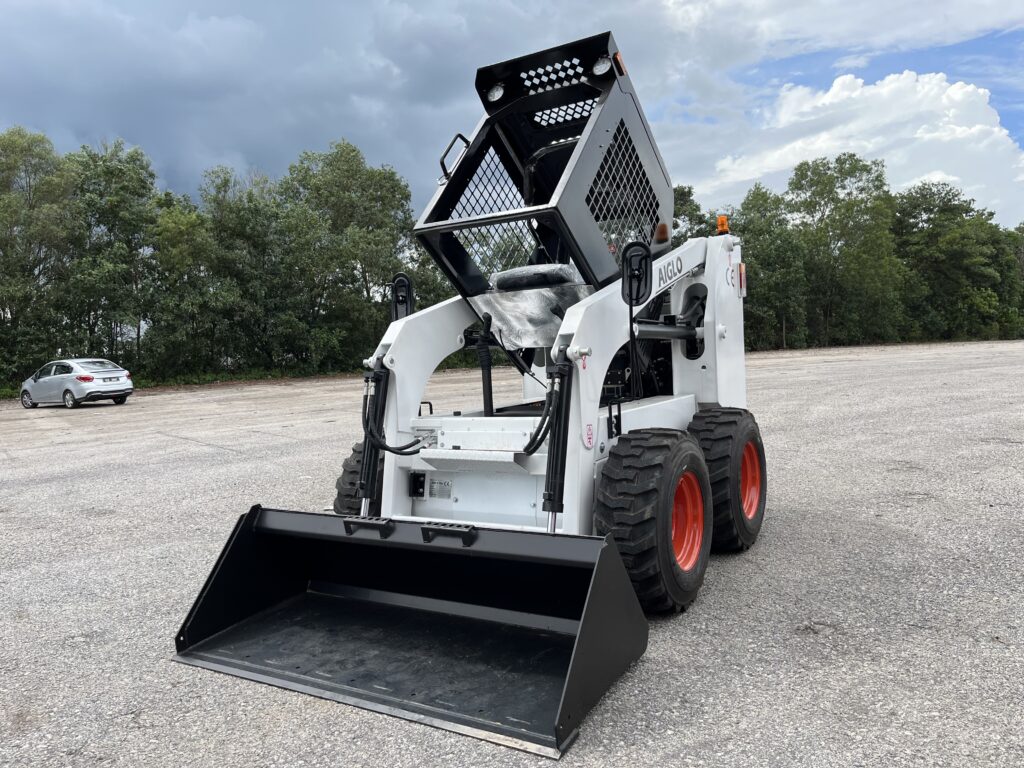 Aiglo S65 Skid Steer Loader Malaysia Panoramic Serviceability
