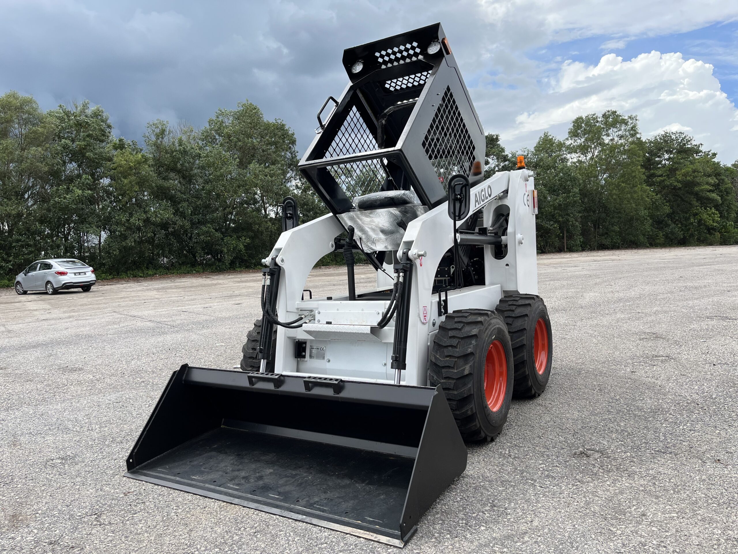 Aiglo S65 Skid Steer Loader Malaysia Panoramic Serviceability