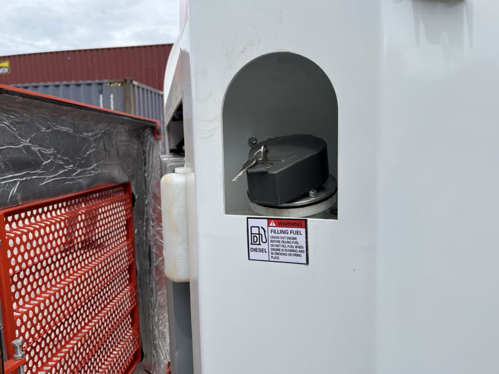 Aiglo S65 Skid Steer Loader Diesel Tank Malaysia